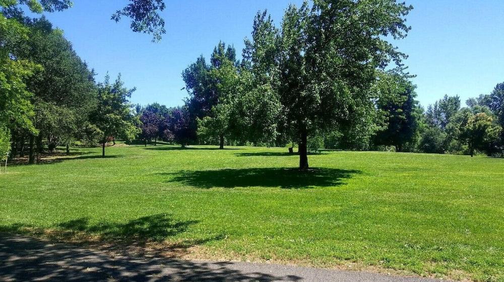 Travelers Inn Medford Dış mekan fotoğraf